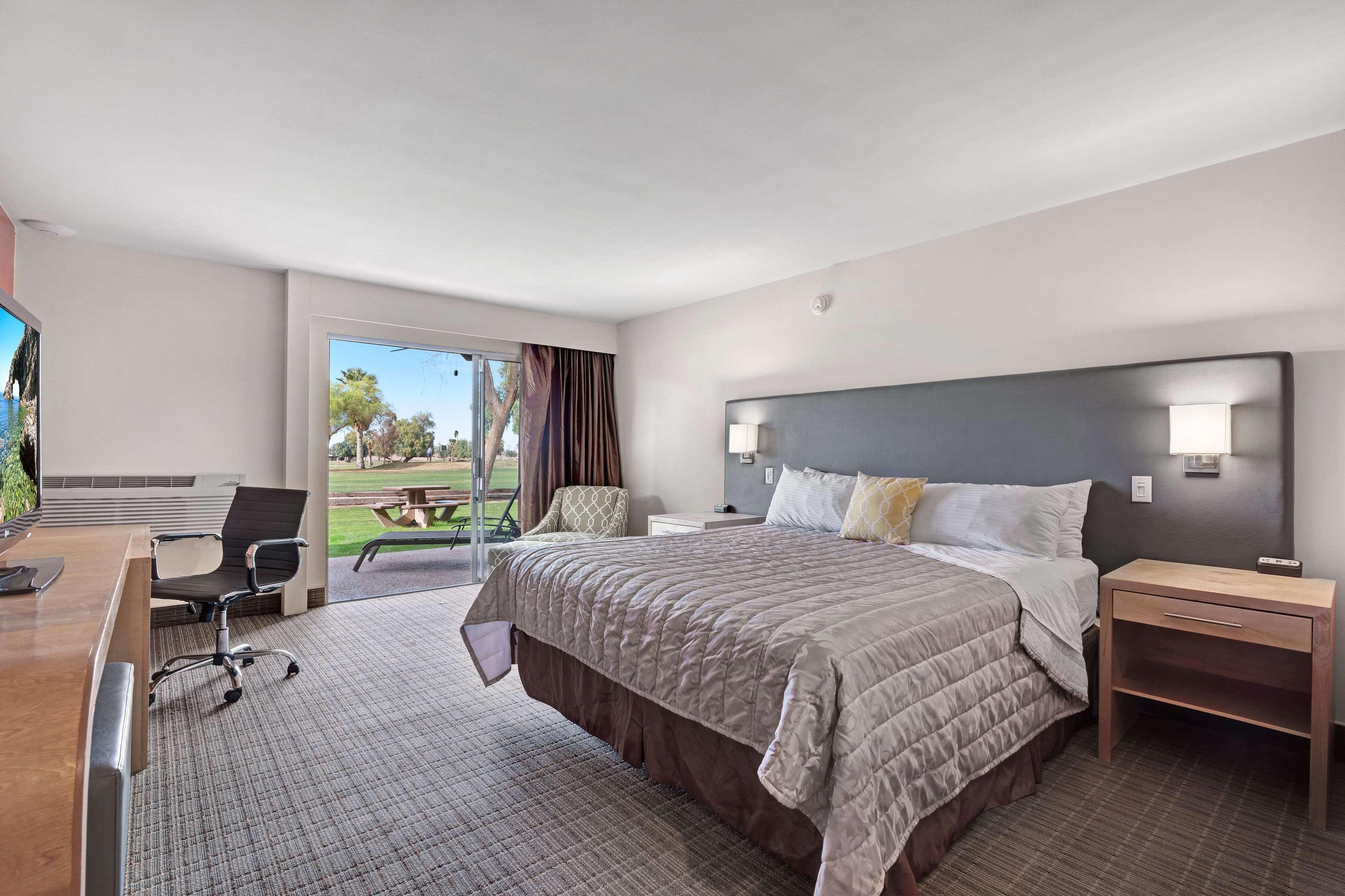 Ramada By Wyndham Holtville Екстер'єр фото